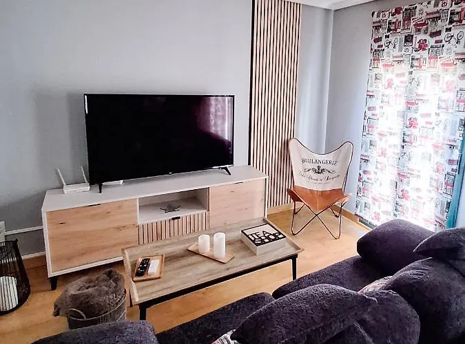 Apartamento Turistico El Canalizo * Candelario